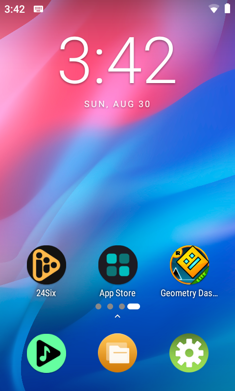 KosherX M1 home screen with app icons and clock